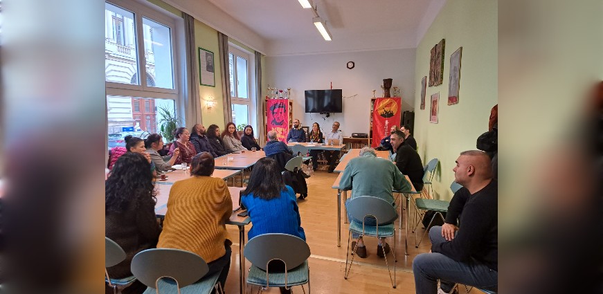 ADHK Viyana ve Innsbruck'da Halk Toplantılarını Tamamladı.