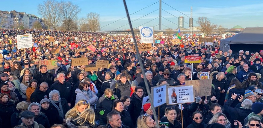 Düsseldorf’ta Irkçılığa ve Aşırı Sağcılığa Karşı Miting!