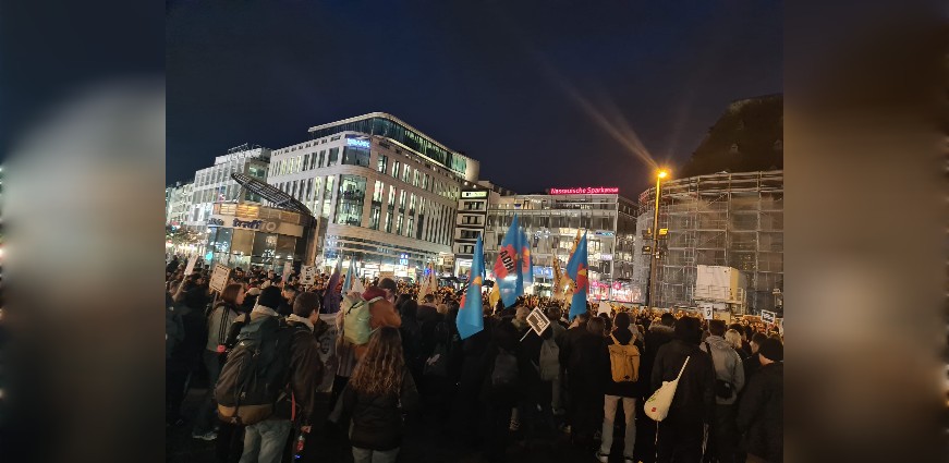 Hanau katliamı dördüncü yıl dönümünde Frankfurt'ta anıldı!