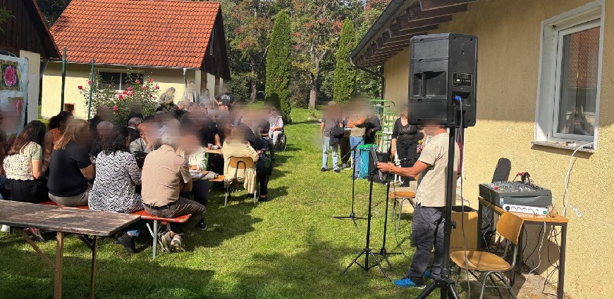 Ludwigsburg’da Tecrit Duvarlarına Karşı Tutsaklarla Dayanışma Pikniği