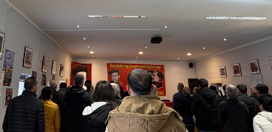 Hamburg'da Emperyalist Savaş Tehlikesi ve Görevlerimiz Paneli