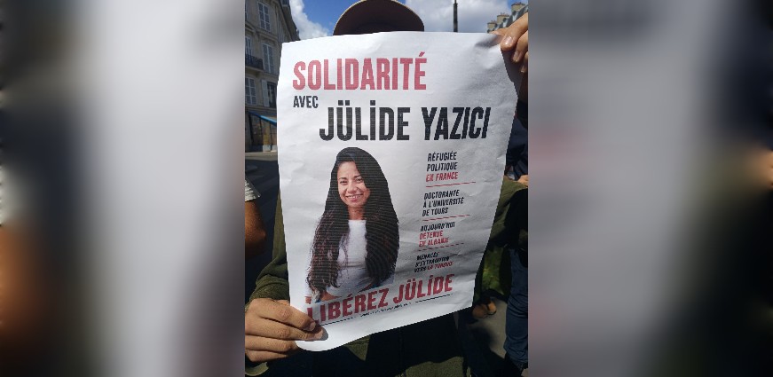 Paris’te Jülide Yazıcı İçin Dayanışma Eylemi: Derhal Özgür Bırakılsın