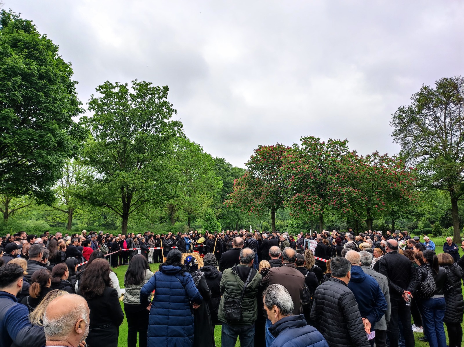 Perihan (Makbule) Yoldaşımızı Sonsuzluğa Uğurladık! konulu fotoğraflar