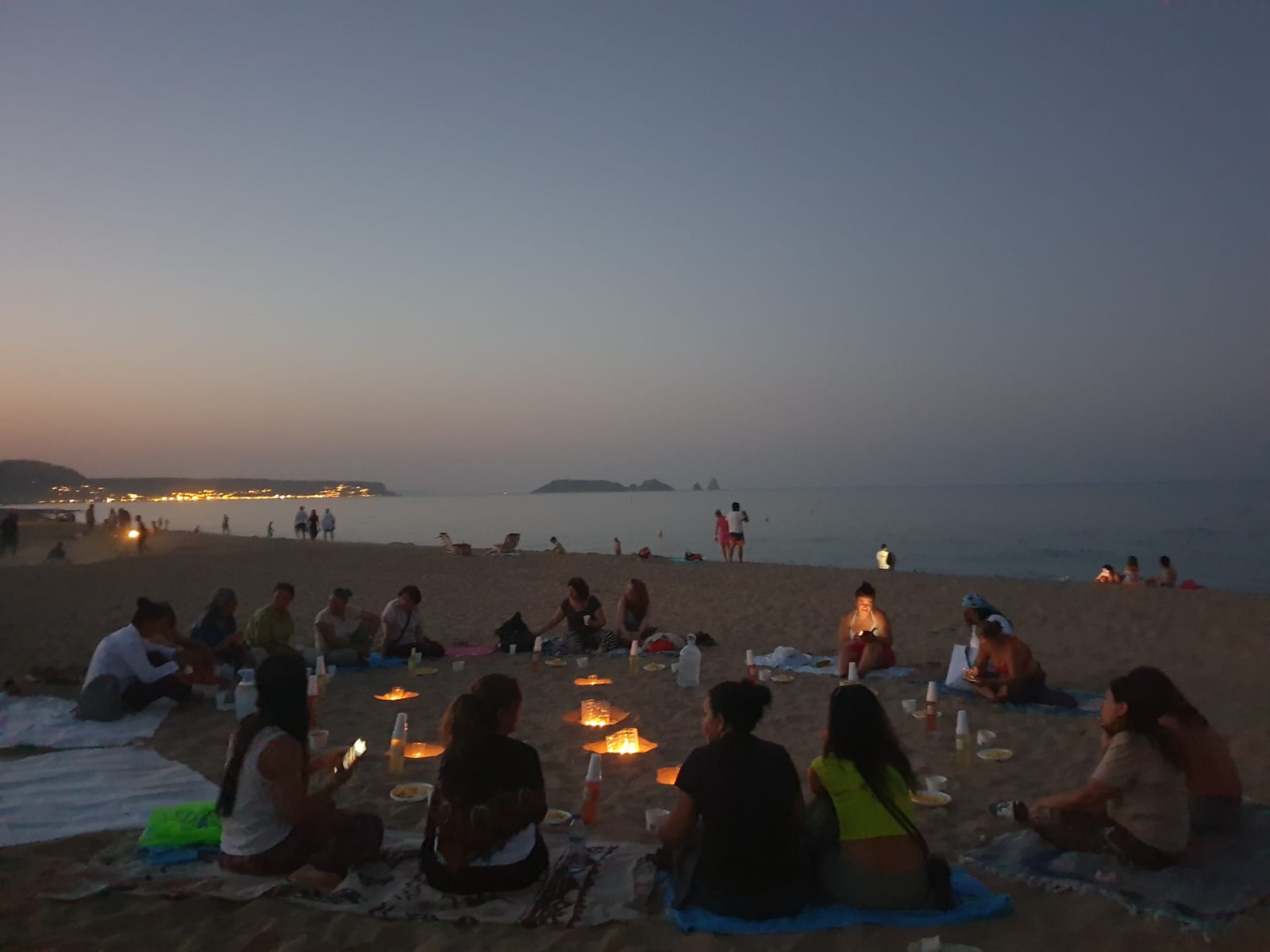 ADHK Kolektif Tatil Kampı Başarıyla Sonuçlandı! konulu fotoğraflar