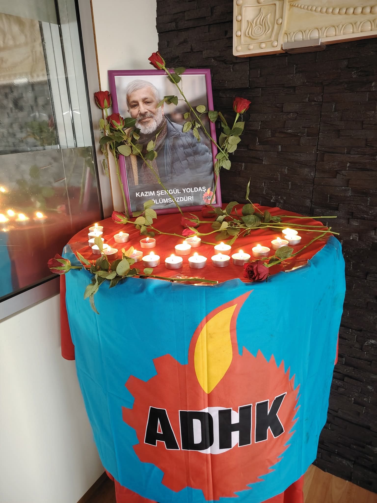 ADHK Politik Konferansı Başarıyla Gerçekleşti: “Emperyalist Savaş, Faşizm ve Devrimci Olanaklar” konulu fotoğraflar