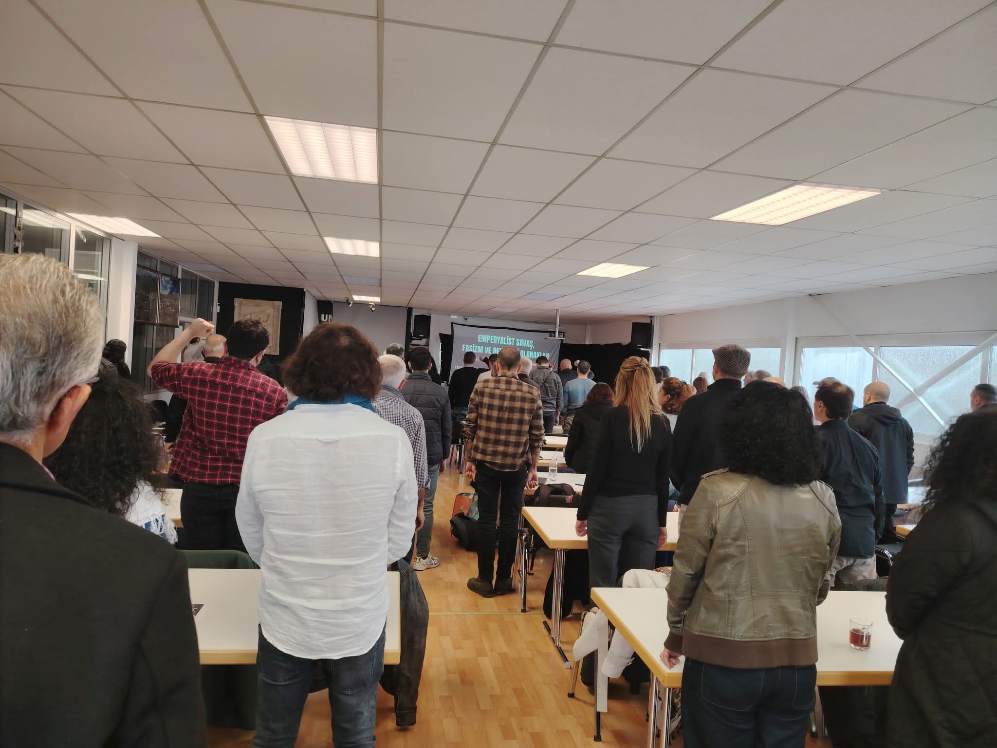 ADHK Politik Konferansı Başarıyla Gerçekleşti: “Emperyalist Savaş, Faşizm ve Devrimci Olanaklar” konulu fotoğraflar