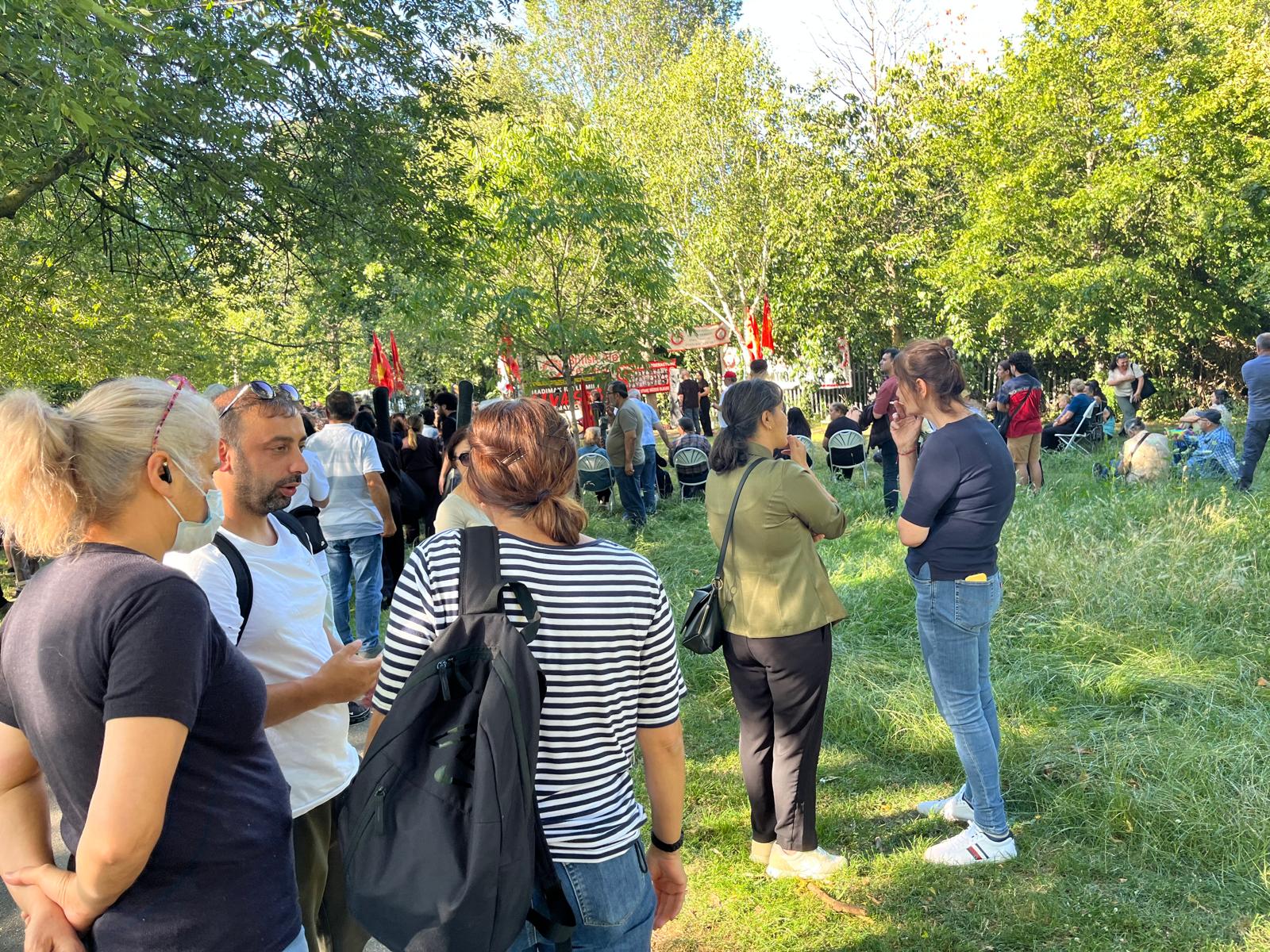 2 Temmuz Sivas-Madımak Katliamı Londra’da Protesto Edildi konulu fotoğraflar