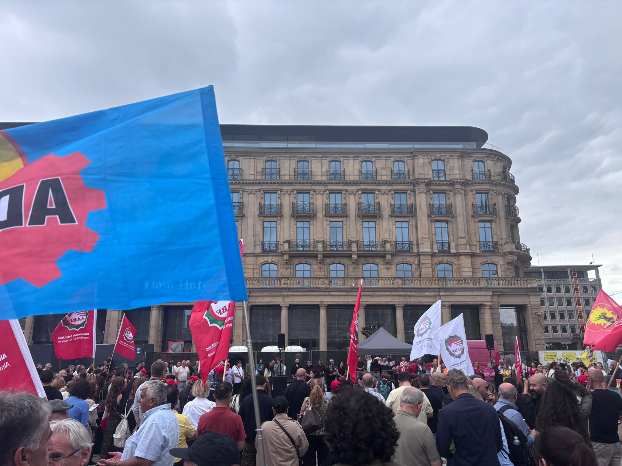 33. Yılında 33 Can: Madımak, Köln’de Anıldı konulu fotoğraflar